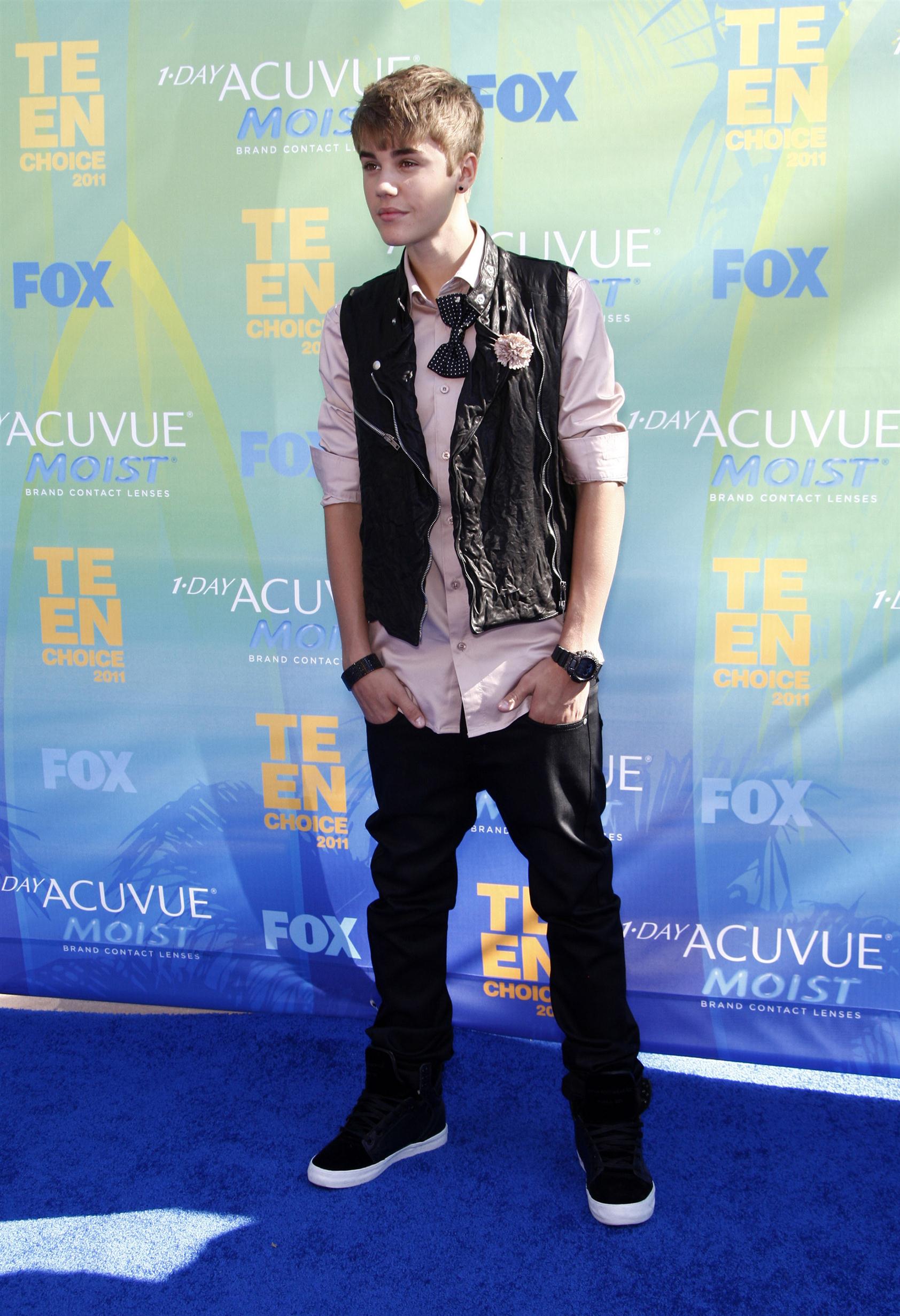 Justin Bieber at Teen Choice Awards 2011 photos | Picture 59022